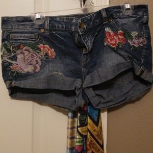 Women's Express short shorts